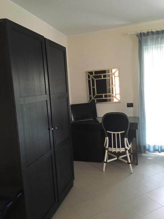 Aparthotel Baia Dei Delfini Furnari Esterno foto